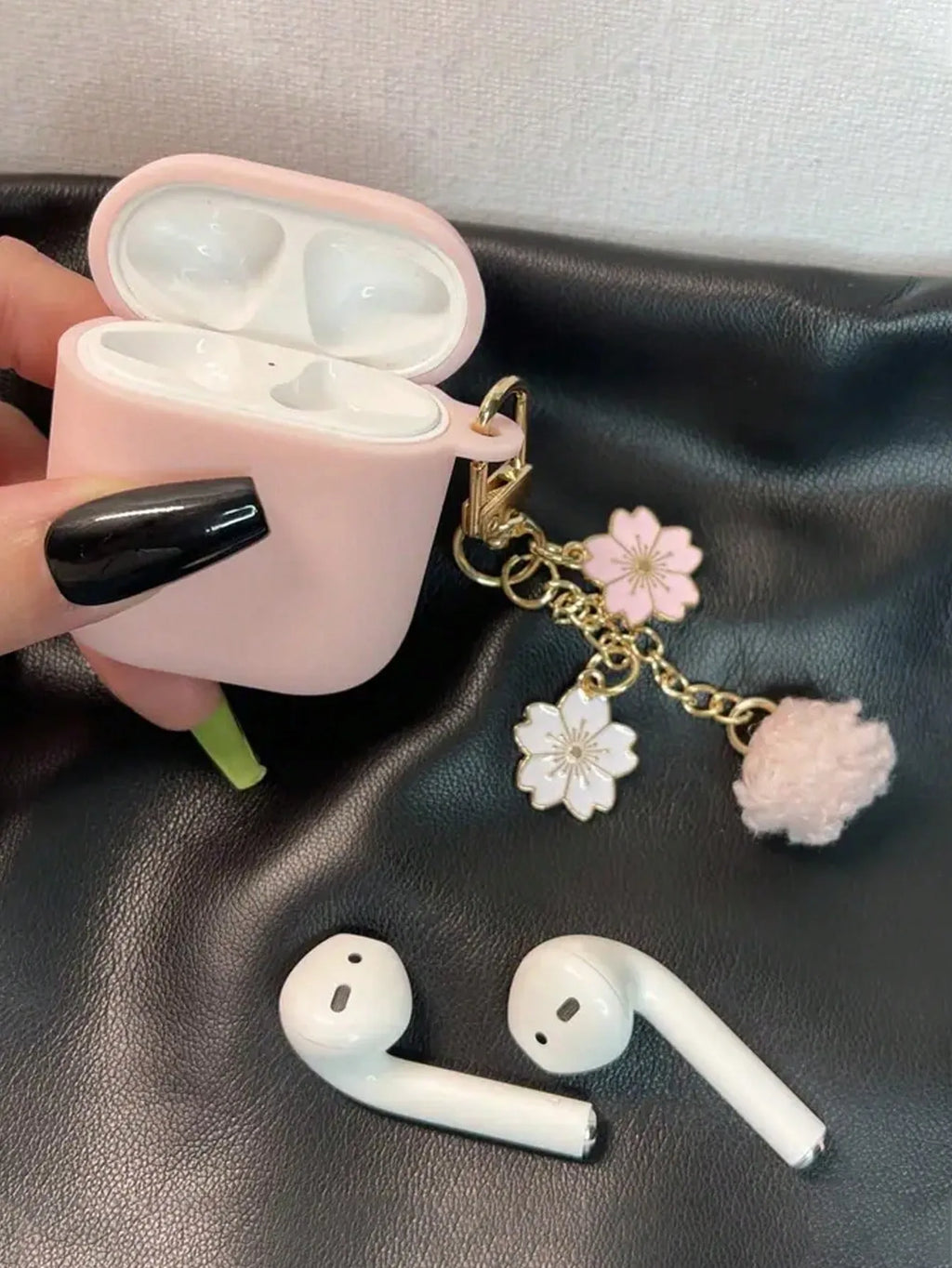 Case for AirPods 1/2/3/4 Earphone Cover Cute Flower Keychain Wireless Earbuds Case for Airpods Pro3/Pro2/Pro Protective Cases